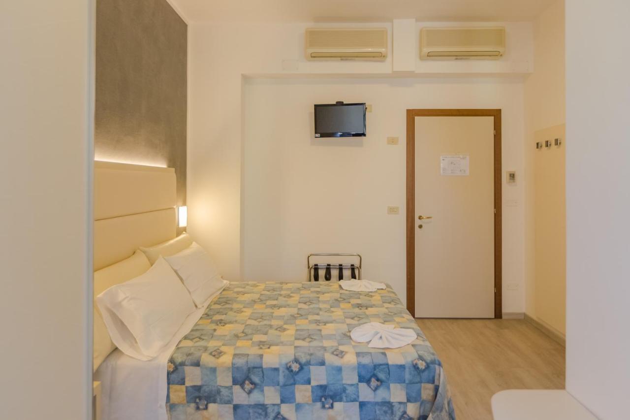 Hotel Bremen Rimini Eksteriør bilde