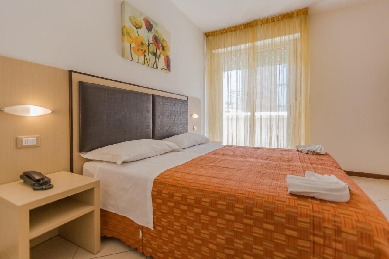 Hotel Bremen Rimini Eksteriør bilde