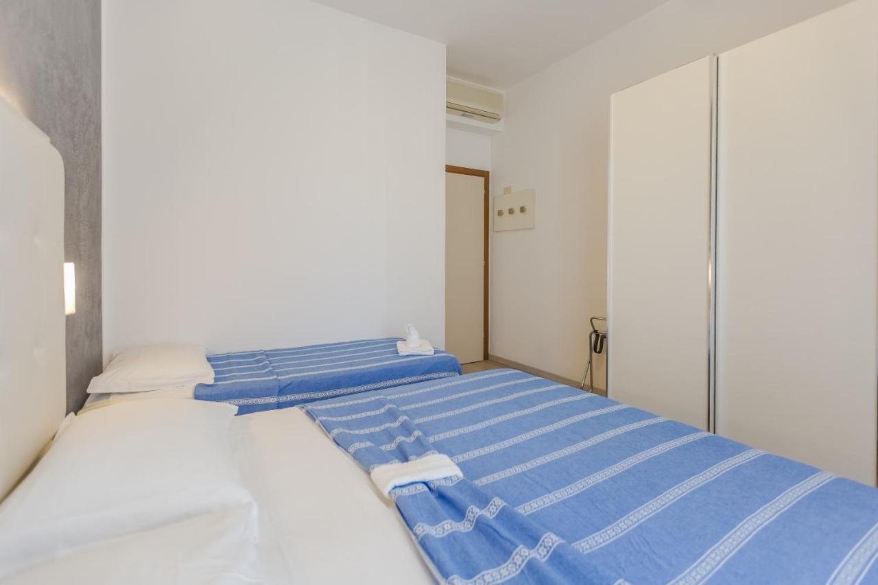 Hotel Bremen Rimini Eksteriør bilde